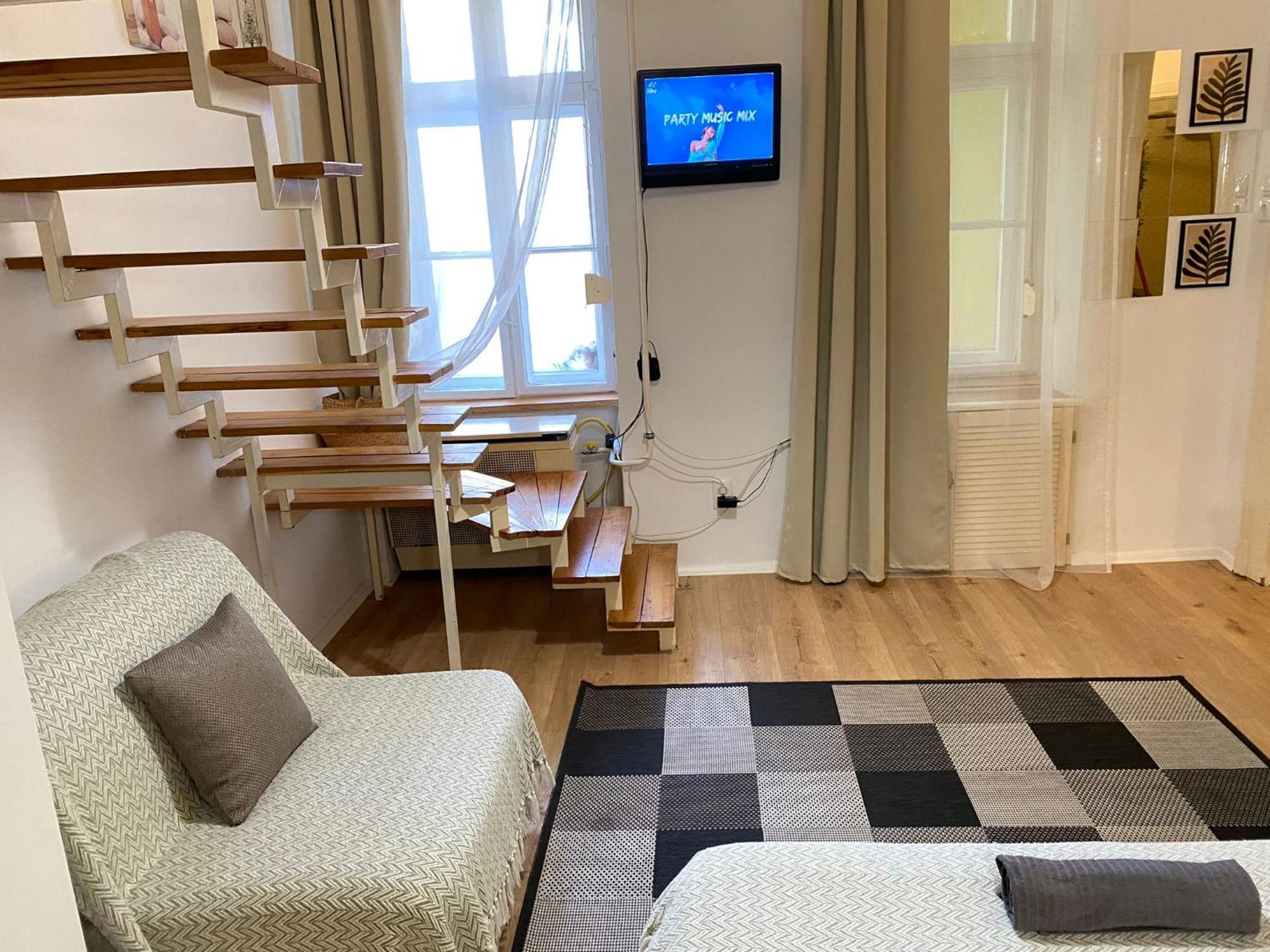 Apartamento Nefelejcs Near The Keleti Railway Station Budapest Exterior foto